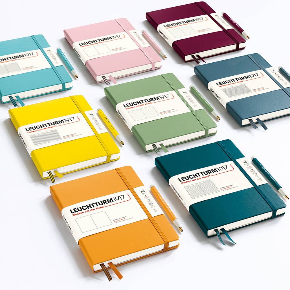 Medium (A5) Leuchtturm Journal: Vanilla / Hardcover / Dotted