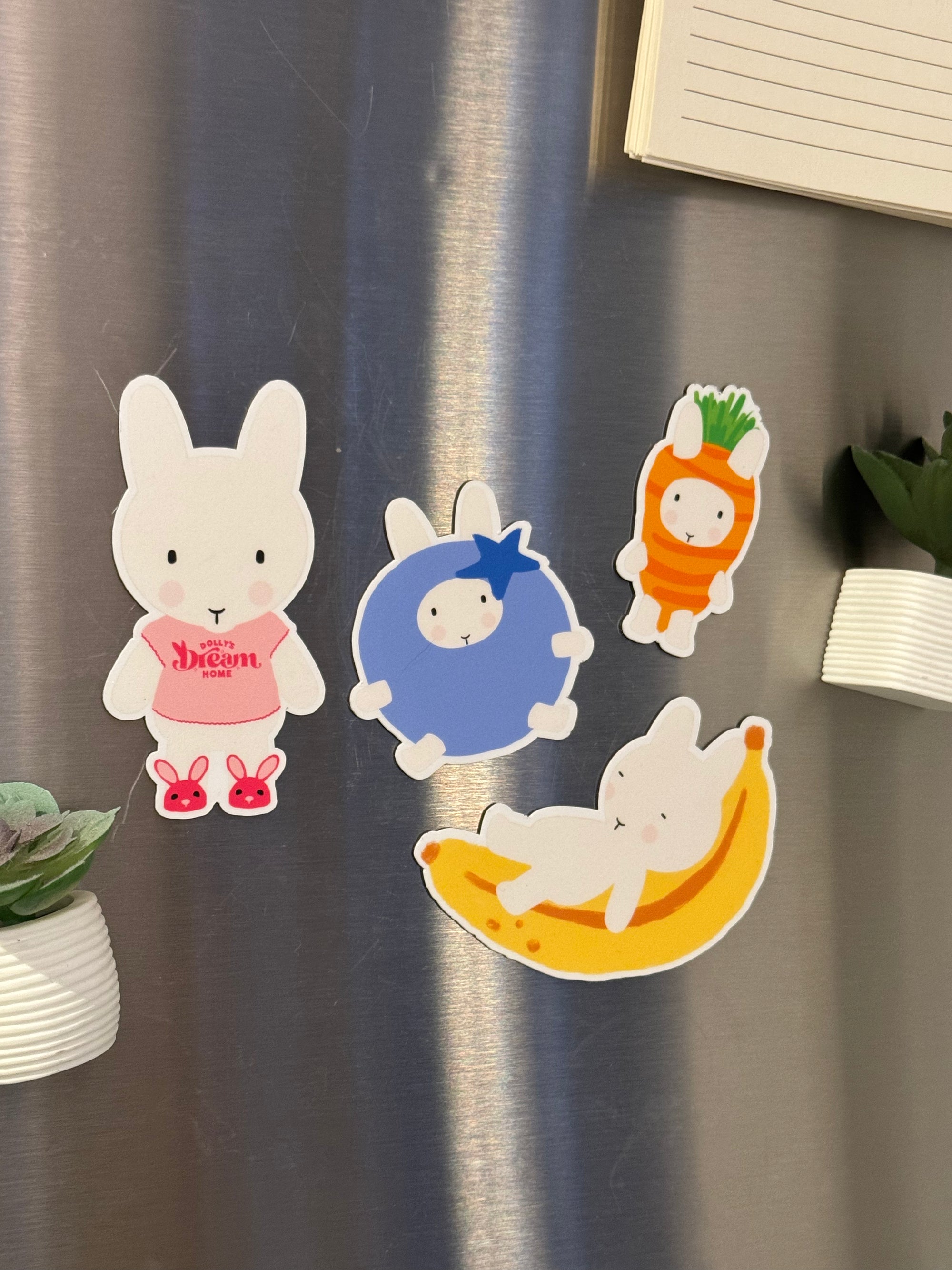 Dolly's Dream Home Rabbit Rescue Clem the Bun Magnet
